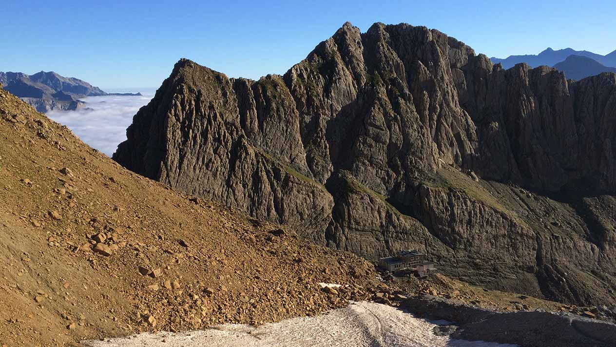 Gay Trekking durch die Zental Pyrenaen 9
