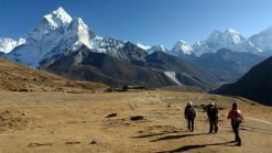 10.-26. April 2023: Trekking zum Everest Basecamp in Nepal 5 Gay Trekking in Nepal