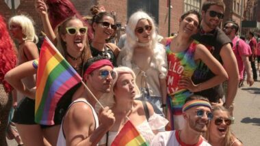 Spanien – ein sicheres und offenes Reiseziel für gay Männer 3 Gay Reise Spanien – Pride Parade in Valencia